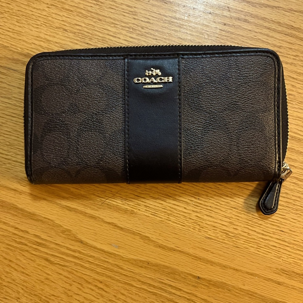 Coach Accordion Wallet black and brown with gold hardware